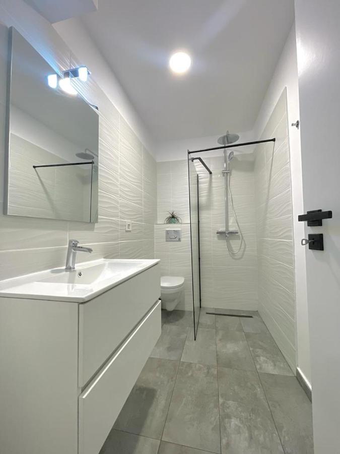 Sky Residence Airport Therme Otopeni 1 Экстерьер фото